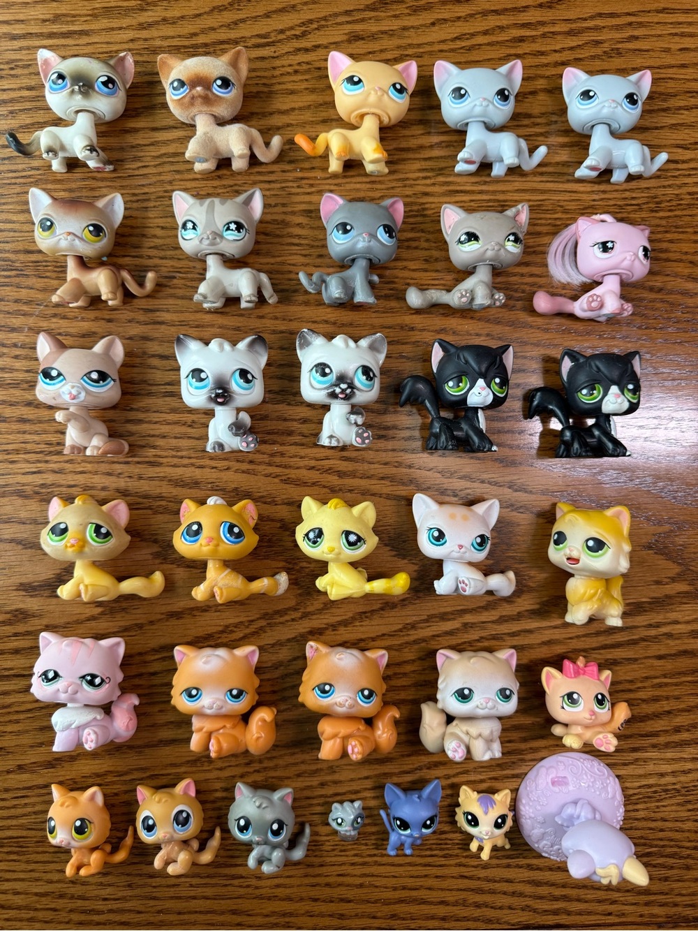 Vintage Littlest Pet Shop Cat Bundle